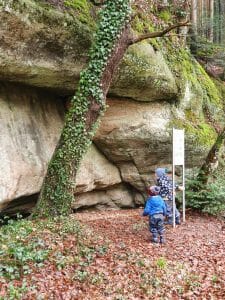 Der Geologische Pfad im Hölltal