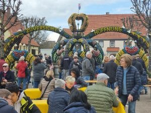 Bewirtung Schechinger Osterbrunnen